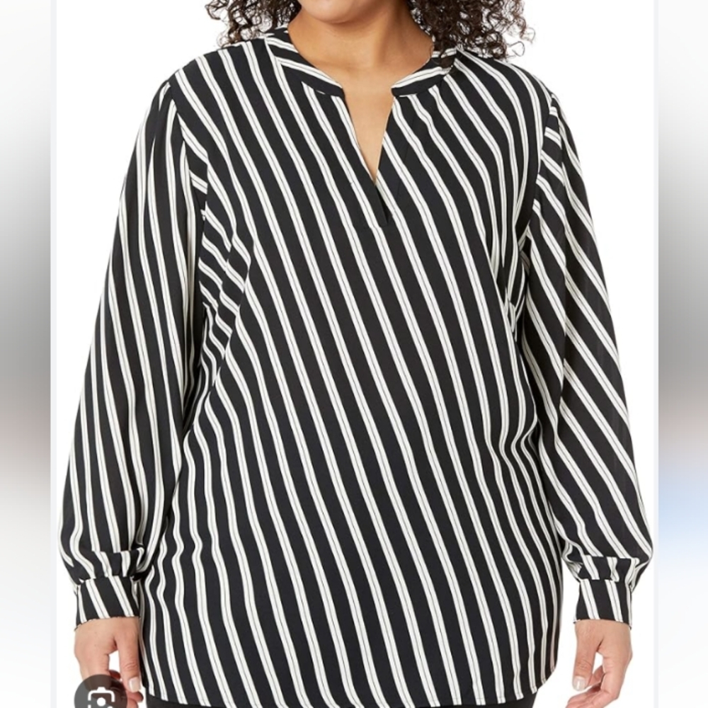 Anne Klein Black and White Striped Blouse
